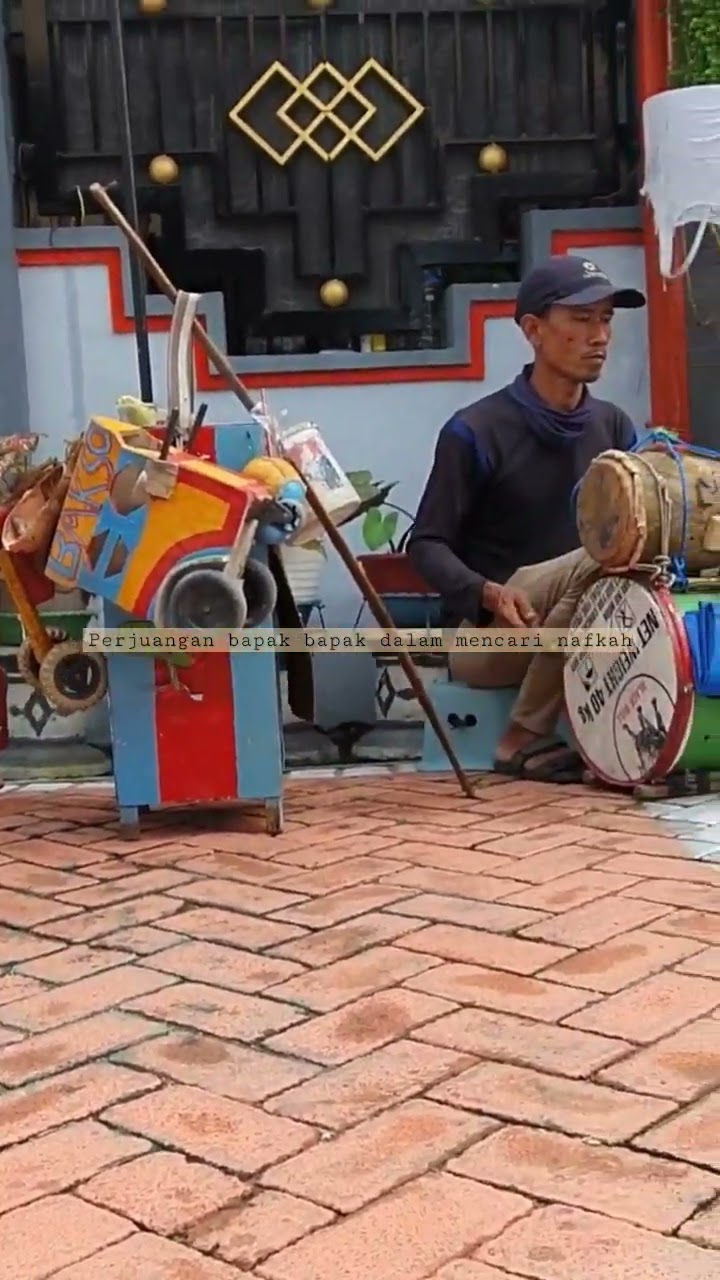 Nilai Komunal untuk Pertunjukan jalanan